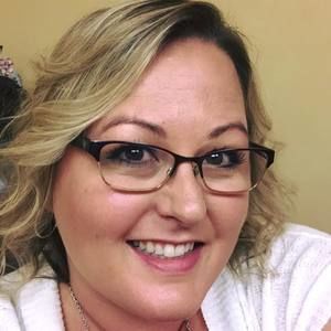 Meet your Posher, Crystal